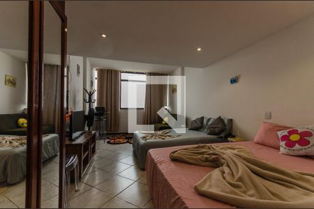 Sala/Quarto de apartamento para alugar com 1 quarto, 34m² em Vitória, Salvador