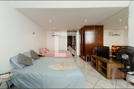 Sala/Quarto de apartamento para alugar com 1 quarto, 34m² em Vitória, Salvador