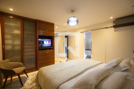 Apartamento para alugar com 180m², 3 quartos e 2 vagasSuíte