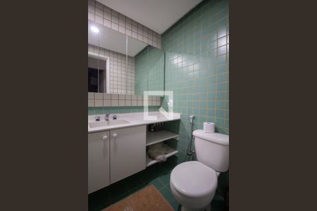Apartamento para alugar com 180m², 3 quartos e 2 vagasBanheiro Social