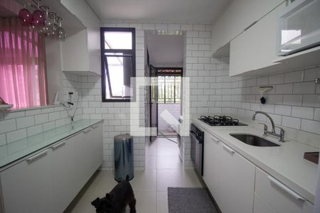 Apartamento para alugar com 180m², 3 quartos e 2 vagasCozinha e Área de Serviço
