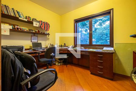 Casa para alugar com 420m², 4 quartos e 4 vagasSala íntima - Escritório