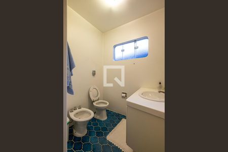 Casa para alugar com 420m², 4 quartos e 4 vagasSuíte 3 - Banheiro