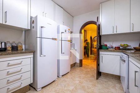 Casa para alugar com 420m², 4 quartos e 4 vagasCozinha