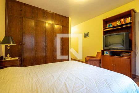 Casa para alugar com 420m², 4 quartos e 4 vagasSuíte 2