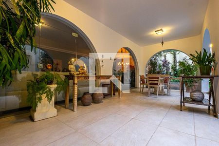 Casa para alugar com 420m², 4 quartos e 4 vagasQuintal