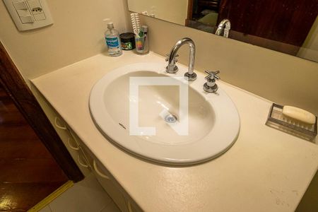 Casa para alugar com 420m², 4 quartos e 4 vagasSuíte 4 - Banheiro