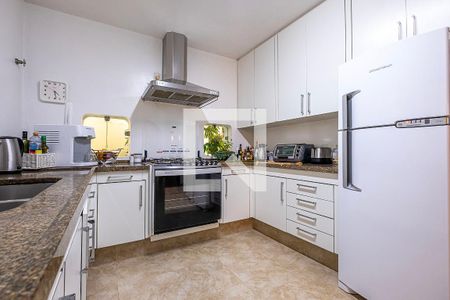 Casa para alugar com 420m², 4 quartos e 4 vagasCozinha