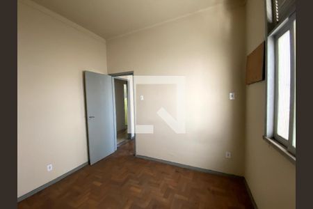 Quarto 2 de apartamento para alugar com 2 quartos, 60m² em Parque Pauliceia, Duque de Caxias