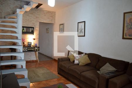 Sala de casa para alugar com 3 quartos, 150m² em Vila Maluf, Suzano