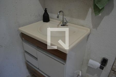 Casa para alugar com 150m², 3 quartos e 2 vagasBanheiro 2