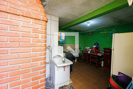 Casa à venda com 125m², 2 quartos e 2 vagas Casa à venda com 125m², 2 quartos e 2 vagasLavanderia