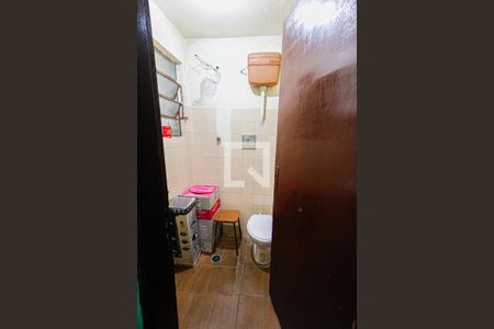 Casa à venda com 125m², 2 quartos e 2 vagas Casa à venda com 125m², 2 quartos e 2 vagasBanheiro Externo