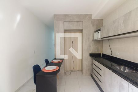 Cozinha  de kitnet/studio para alugar com 1 quarto, 29m² em Vila Granada, São Paulo