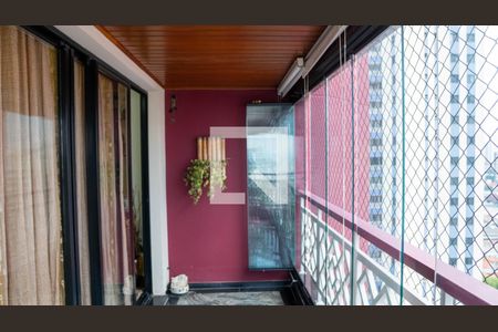 Apartamento à venda com 125m², 3 quartos e 3 vagasVista da Sacada