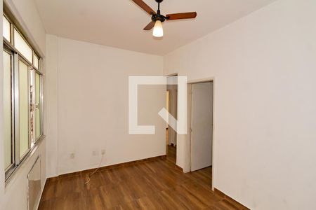 Sala  de apartamento para alugar com 3 quartos, 75m² em Jardim Botânico, Rio de Janeiro