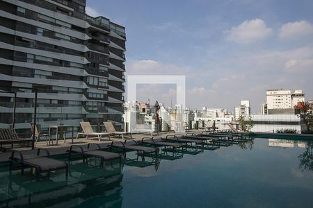 Studio à venda com 32m², 1 quarto e 1 vagaÁrea comum - Piscina