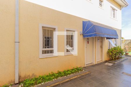 Casa de condomínio à venda com 115m², 2 quartos e 1 vaga Casa de condomínio à venda com 115m², 2 quartos e 1 vagaFachada