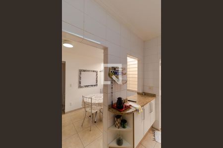 Casa à venda com 258m², 4 quartos e 3 vagas Casa à venda com 258m², 4 quartos e 3 vagasCozinha