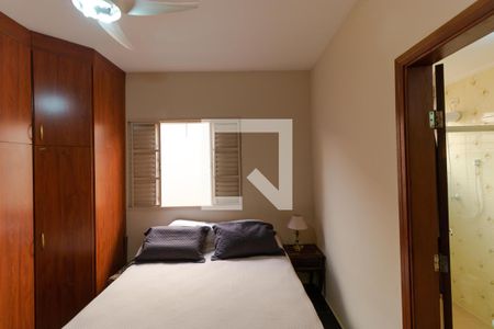 Casa à venda com 258m², 4 quartos e 3 vagas Casa à venda com 258m², 4 quartos e 3 vagasSuíte 01