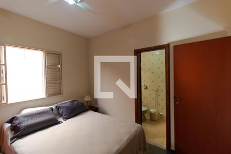 Casa à venda com 258m², 4 quartos e 3 vagas Casa à venda com 258m², 4 quartos e 3 vagasSuíte 01