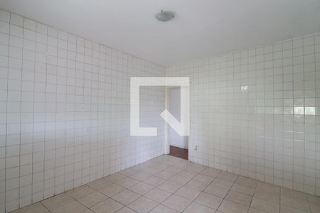 Casa à venda com 472m², 3 quartos e 3 vagasCozinha