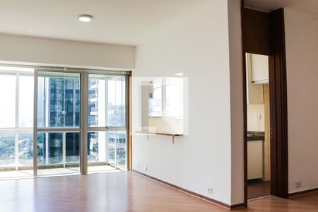 Sala de apartamento para alugar com 1 quarto, 66m² em Barra da Tijuca, Rio de Janeiro