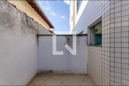 Varanda de apartamento à venda com 3 quartos, 101m² em Heliópolis, Belo Horizonte