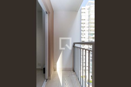 Sala - Varanda de apartamento para alugar com 1 quarto, 27m² em Jardim Caravelas, São Paulo