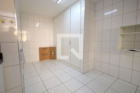 Cozinha de apartamento à venda com 2 quartos, 76m² em Baeta Neves, Santo André