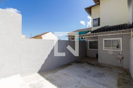 Casa à venda com 105m², 3 quartos e 1 vagaÁrea de Serviço
