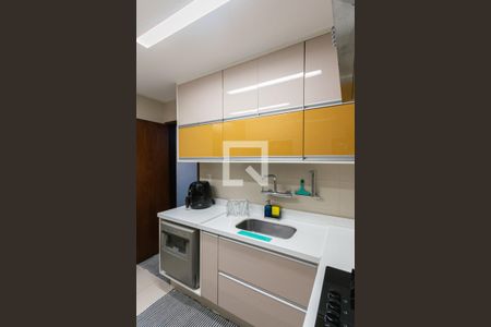 Apartamento à venda com 120m², 4 quartos e 2 vagasCozinha