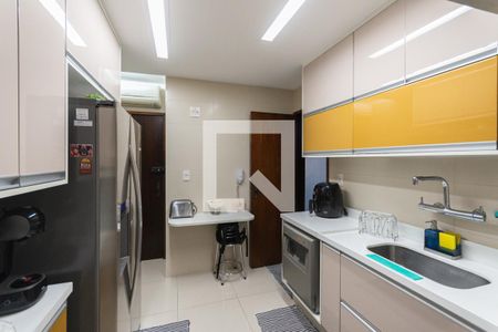 Apartamento à venda com 120m², 4 quartos e 2 vagasCozinha
