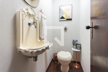 Lavabo de apartamento à venda com 4 quartos, 120m² em Tijuca, Rio de Janeiro