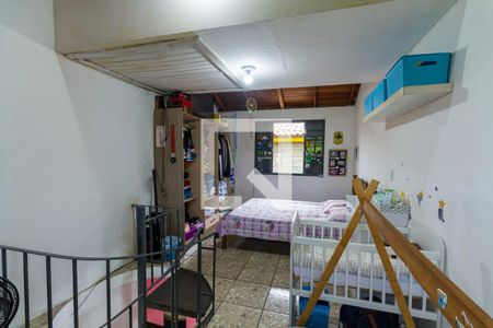 Quarto de casa de condomínio à venda com 1 quarto, 67m² em Vila Nova, Porto Alegre