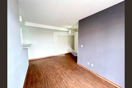 Sala de apartamento para alugar com 2 quartos, 63m² em Jardim Flor da Montanha, Guarulhos