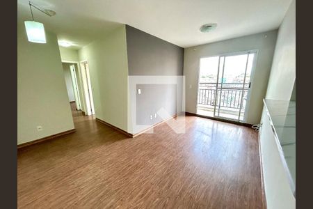 Sala de apartamento para alugar com 2 quartos, 63m² em Jardim Flor da Montanha, Guarulhos