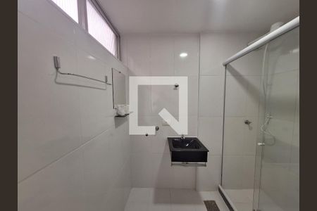 Banheiro de apartamento para alugar com 1 quarto, 25m² em Botafogo, Rio de Janeiro