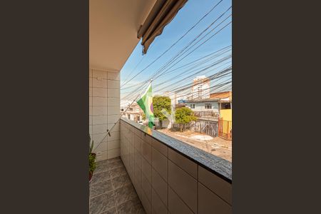 Varanda de casa à venda com 3 quartos, 175m² em Jardim Santa Cecília, Guarulhos