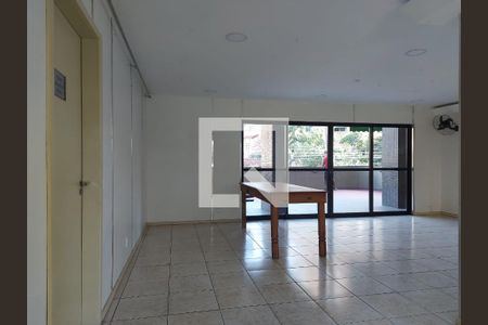 Apartamento à venda com 88m², 3 quartos e 2 vagasSalão de Festas