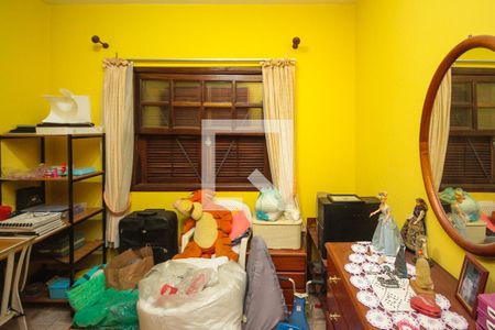 Casa à venda com 386m², 3 quartos e 4 vagasQuarto 02