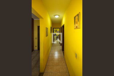 Casa à venda com 386m², 3 quartos e 4 vagasCorredor