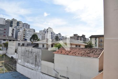Quarto 1 de apartamento para alugar com 2 quartos, 50m² em Água Verde, Curitiba