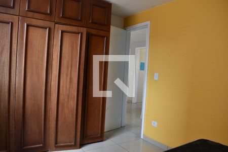 Quarto 1 de apartamento para alugar com 2 quartos, 50m² em Água Verde, Curitiba