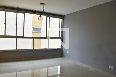 Sala de apartamento para alugar com 2 quartos, 50m² em Água Verde, Curitiba