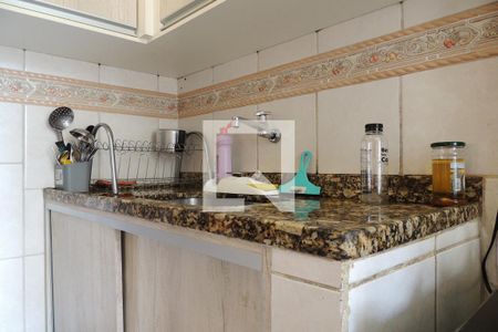 Apartamento à venda com 60m², 1 quarto e 1 vagaCozinha - Armários