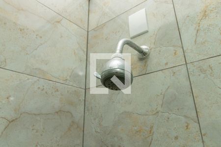 Casa à venda com 90m², 2 quartos e 2 vagasBanheiro da Suíte