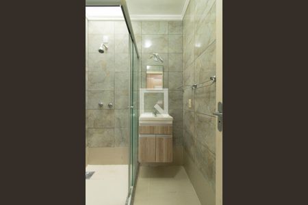 Casa à venda com 90m², 2 quartos e 2 vagasBanheiro da Suíte