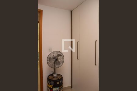 Apartamento à venda com 90m², 3 quartos e 1 vagaEscritório (Quarto de Serviço Reversível)