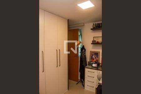 Apartamento à venda com 90m², 3 quartos e 1 vagaEscritório (Quarto de Serviço Reversível)